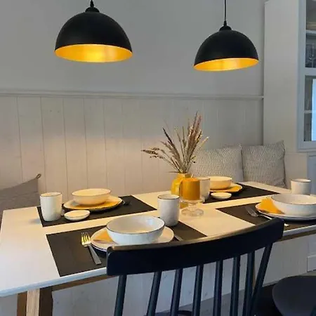 Ferienhaus Angelangt - *