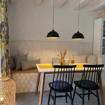 Ferienhaus Angelangt - *